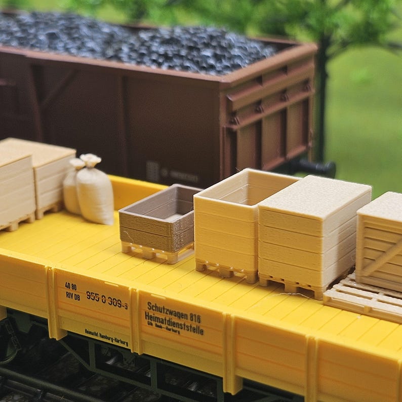 EUR pallet miniatures with collars and removable lids in HO (1:87) scale. 28 pcs. image 19