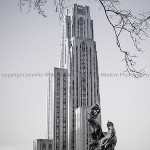 University of Pittsburgh Cathedral of Learning - Black and White
