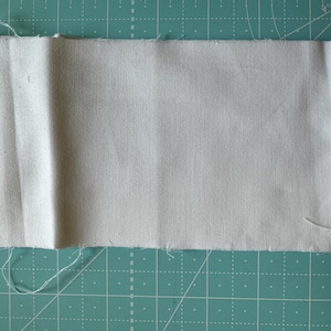White Cotton 4&quot;xWOF Strips - 32 ct