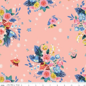 Raupe Floral in Coral aus dem Down the Rabbit Hole von Riley Blake Designs - Du bestimmst den Schnitt