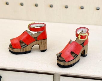 Tacón de zueco de madera a escala 1/12 - Rojo fuego
