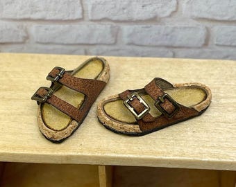 Sandalias miniatura de doble hebilla - Coñac