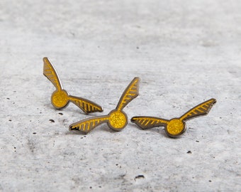 SALE -- TINY WINGED lapel pin