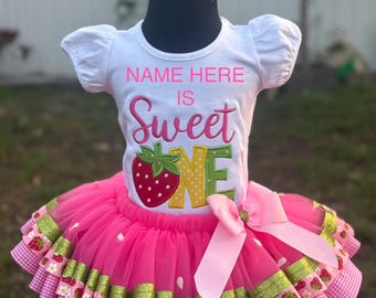 Vestito da tutù per il primo compleanno di una fragola – Maglietta e gonna ricamate per la dolce metà