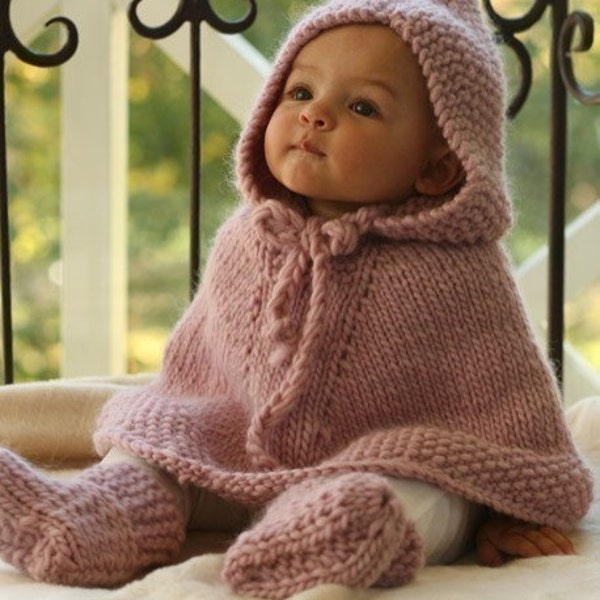 TODAY ONLY SALE WAS 65 USD NOW JUST FOR 50 USD. Poncho 12/18 m - 2 y.o.