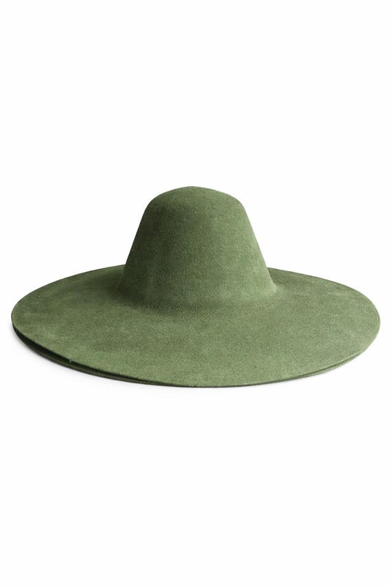 High-end Designer Hat in 100% Australian Merino Wool - 220  display picture 1