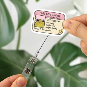 Carretel de distintivo de sapo fofo, porta-carteira de identificação de sapo legal, etiqueta de animal engraçada, presente para amantes de sapos, acessório para funcionários de escritório, enfermeiras, cordões para professores