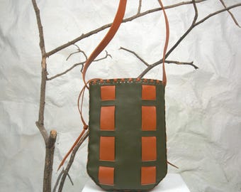Handgefertigte Damen Schultertasche aus Leder