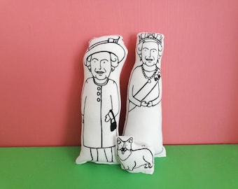 Her Majesty Queen Elizabeth II souvenir fabric doll set with Corgi