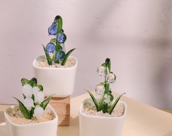 Regalo floreale per compleanno, fiori di mughetto in vetro fatti a mano in vaso, vetrate colorate con gigli in vetro soffiato, mese di compleanno di maggio, regalo per la festa della mamma
