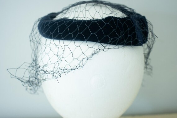 Garfinkels Dark Navy Velvet & Rhinestones 50s Net Fascinator  display picture 3