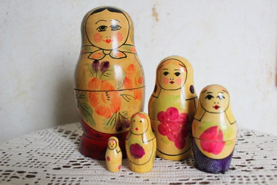 vintage matryoshka dolls