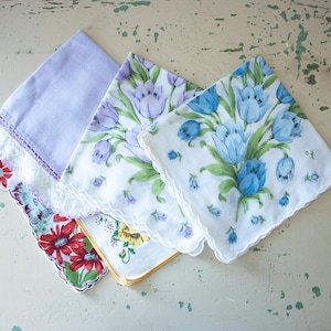 Blue Vintage Hankies Womans VINTAGE HANDKERCHIEF WOMEN'S ART BLUE