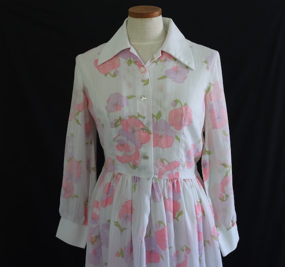 Pink Flowers 50s Shirt Dress - image 2