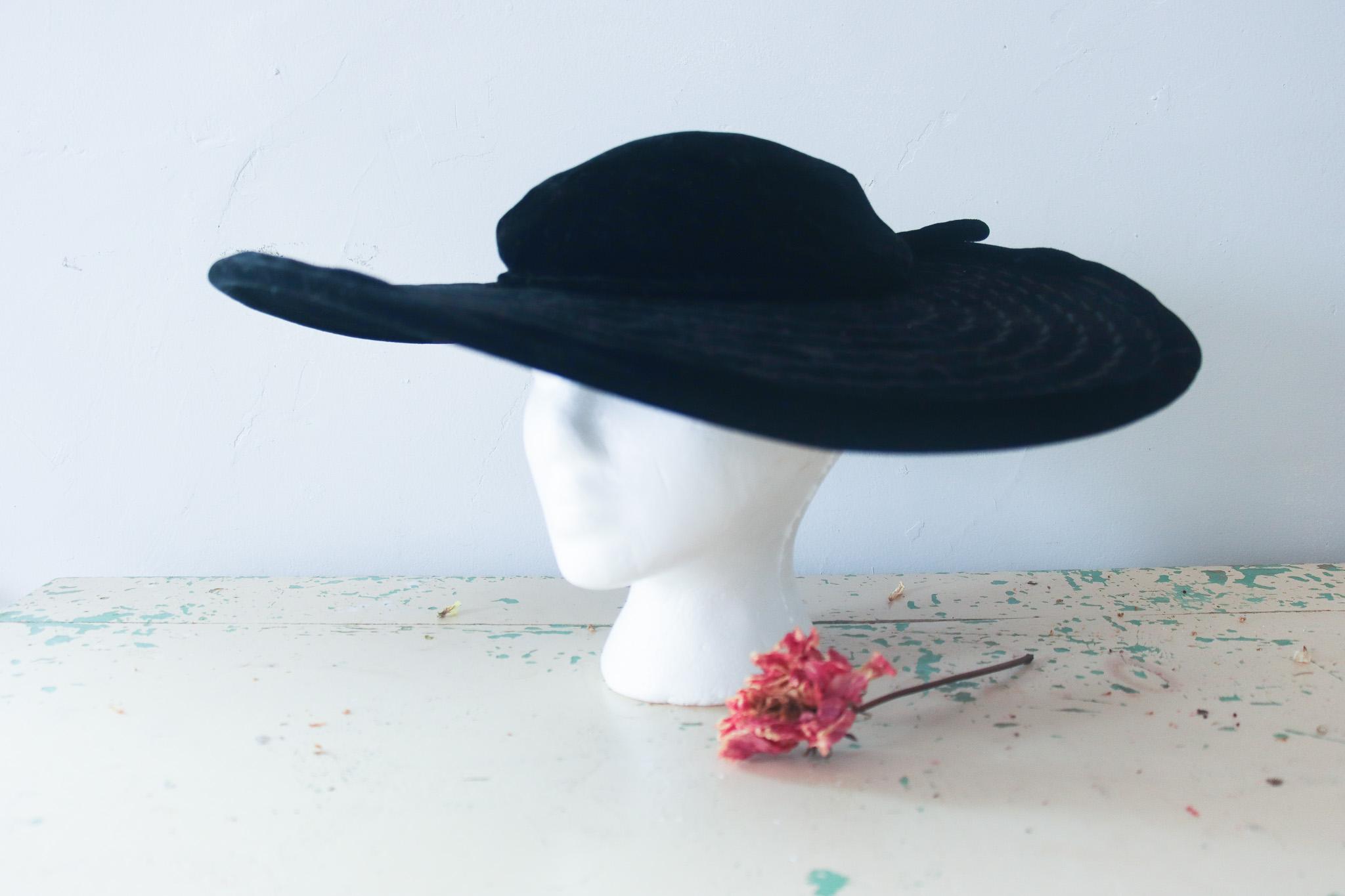 NEW! Rare Lack of Color Wide Brim Straw Sun Hat with Black velvet Tie Wide Brim Black Velvet Hat - Etsy main image 3