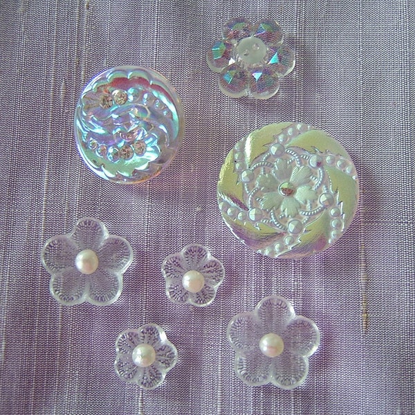 Vintage Buttons, Crystal Flower, Czech Glass Rhinestone Buttons, Glass Flowers, Freshwater Pearl