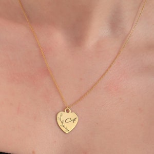 Colar de coração com ramo de oliveira, colar de coração personalizado com letra, colar de folha de oliveira, joias personalizadas, presente para ela