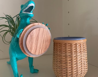 Nantucket style woven yogurt pot