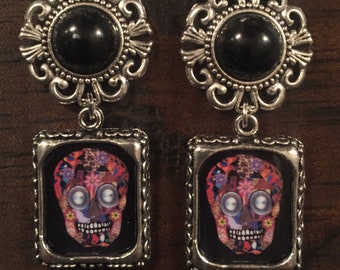 E. BARNES - Sugar Skull Day of the Dead Black Round Silver Tone Pierced Earrings