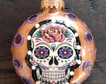 Adorno redondo plano de cristal de 7,6 cm con forma de calavera de azúcar del Día de los Muertos - Cobre