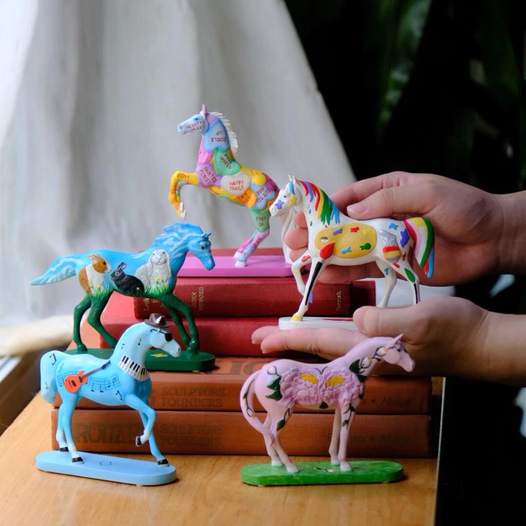 Painted Ponies Figurine Set: Hand-painted Resin Art, Collectible