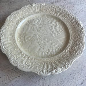 Antique Majolica Ridgways Renaissance Old Ivoryware 9” Luncheon Plate ~ Ivory Vintage Majolica Plates ~ 8 available ~ Made in England