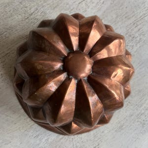 Vintage Medium Copper Mold French Farmhouse Rustic Kitchen Decor ~ Copper Cake Mold ~ Copper Pudding Mold