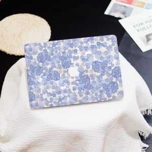Cute Flower Custom MacBook case, MacBook Pro 16/14 2024, MacBook Air 15, MacBook Air13, MacBook Air11, MacBook Pro 13, MacBook Ret 15/13
