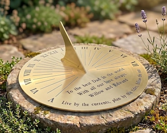 Personalised Father’s Day Sundial Gift, 20.32cm Circular Engraved Sundial for Garden or Home Decor, Custom Unique Decorative Piece for Dad