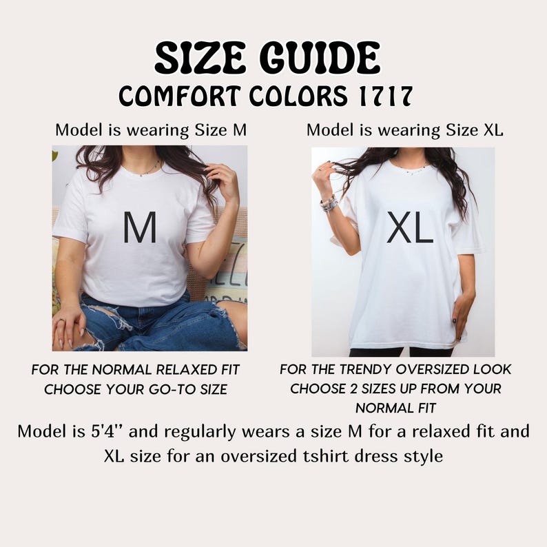 K&ouml;nnte beinhalten: Gr&ouml;&szlig;entabelle f&uuml;r Comfort Colors 1717 T-Shirts. Das Bild zeigt zwei Models in wei&szlig;en T-Shirts, eines mit einem "M" und das andere mit einem "XL". Der Text empfiehlt, Ihre normale Gr&ouml;&szlig;e f&uuml;r eine entspannte Passform zu w&auml;hlen oder eine Nummer gr&ouml;&szlig;er f&uuml;r einen Oversized-Look.