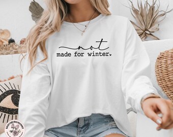Christmas Sweatshirt, Merry And Bright Sweatshirt, Winter Sweatshirt, Cozy Season Sweatshirt, Womens Holiday Sweatshirt, Cute Christmas Gift