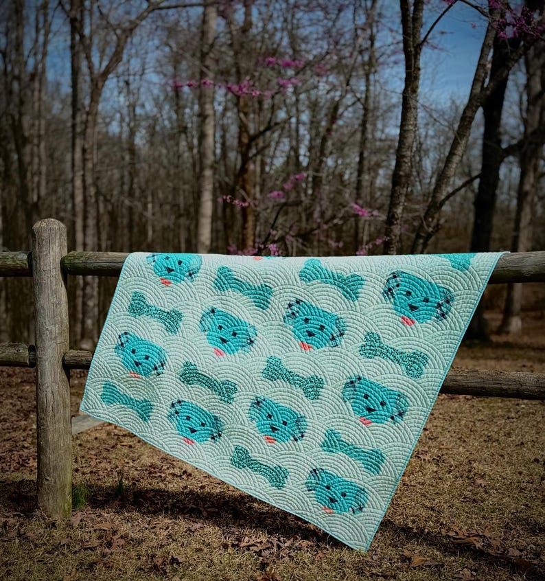 Easy Patchwork Dog Quilt Pattern: Baxter and Bones (PDF Pattern, 3 ...