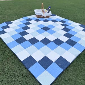 Trip Around the World Quilt Pattern: Beginner Friendly, Baby Throw Bed Runner Sizes (PDF Pattern)