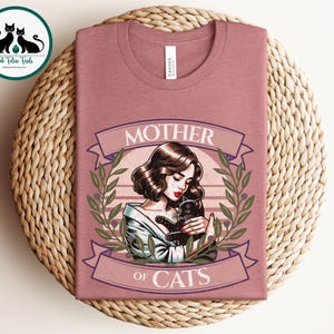 Mother of Cats T-Shirt, Vintage Cat Lover Shirt, Retro Cat Mom Tee, Feminine Tattoo Style Cat Graphic Gift for Cat Person