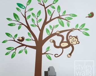 Sticker mural arbre de singe 2 singes se balançant d'un arbre et d'une branche avec un sticker mural d'oiseaux - Nursery Kids Room Decor Sticker mural en vinyle pour bébé