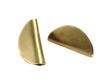 Moderne Demi Studs