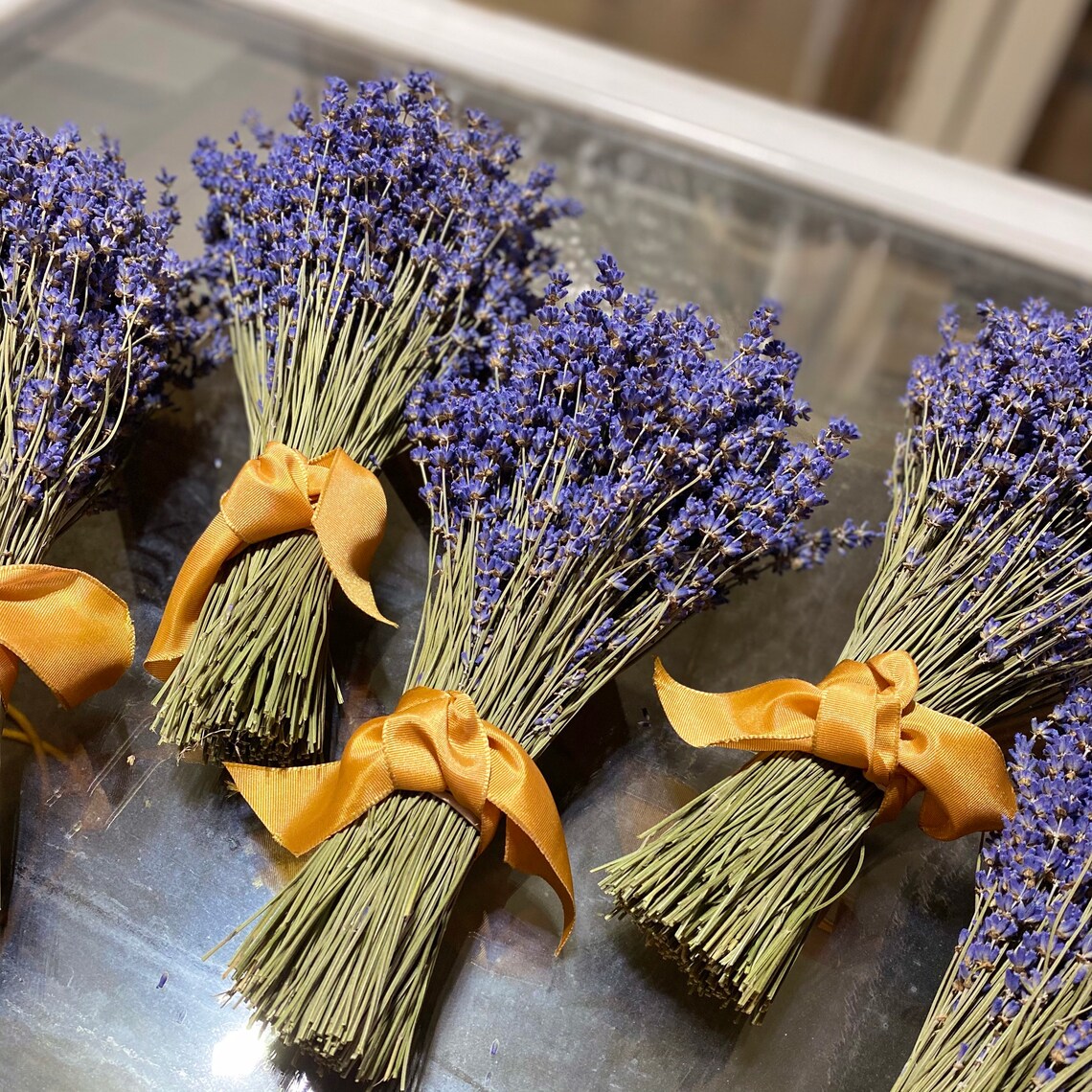 1 Dried Lavender Bouquet Vibrantly Colored English Lavender Etsy