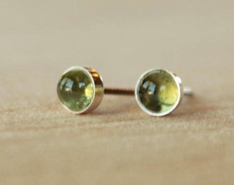 Peridot Gemstone Titanium Stud Earrings / 5mm Cabochon Bezel Set / Hypoallergenic Earrings Studs
