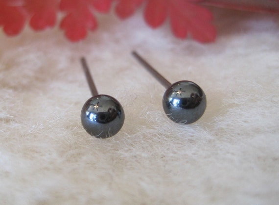 Hematite Sterling Silver Stud Eye with Lashes Earrings Hematite Sterling Silver Stud Eye with Lashes Earrings