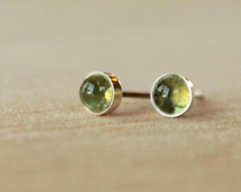 Peridot Gemstone 4mm Hypoallergenic Nickel Free Niobium Posts with Argentium Silver Bezels / Nickel Free Titanium Post and Bezel