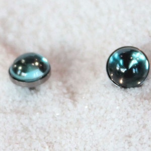 London Blue Topaz Gemstone Cabochon 6mm Bezel Set on Niobium or Titanium Posts (Hypoallergenic Stud Earrings for Sensitive Ears)