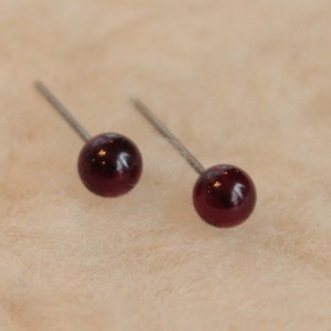 Hypoallergenic Garnet 5mm Gemstone Stud Earrings (Nickel Free Niobium Titanium / Surgical Steel Stud Earrings for Sensitive Ears)