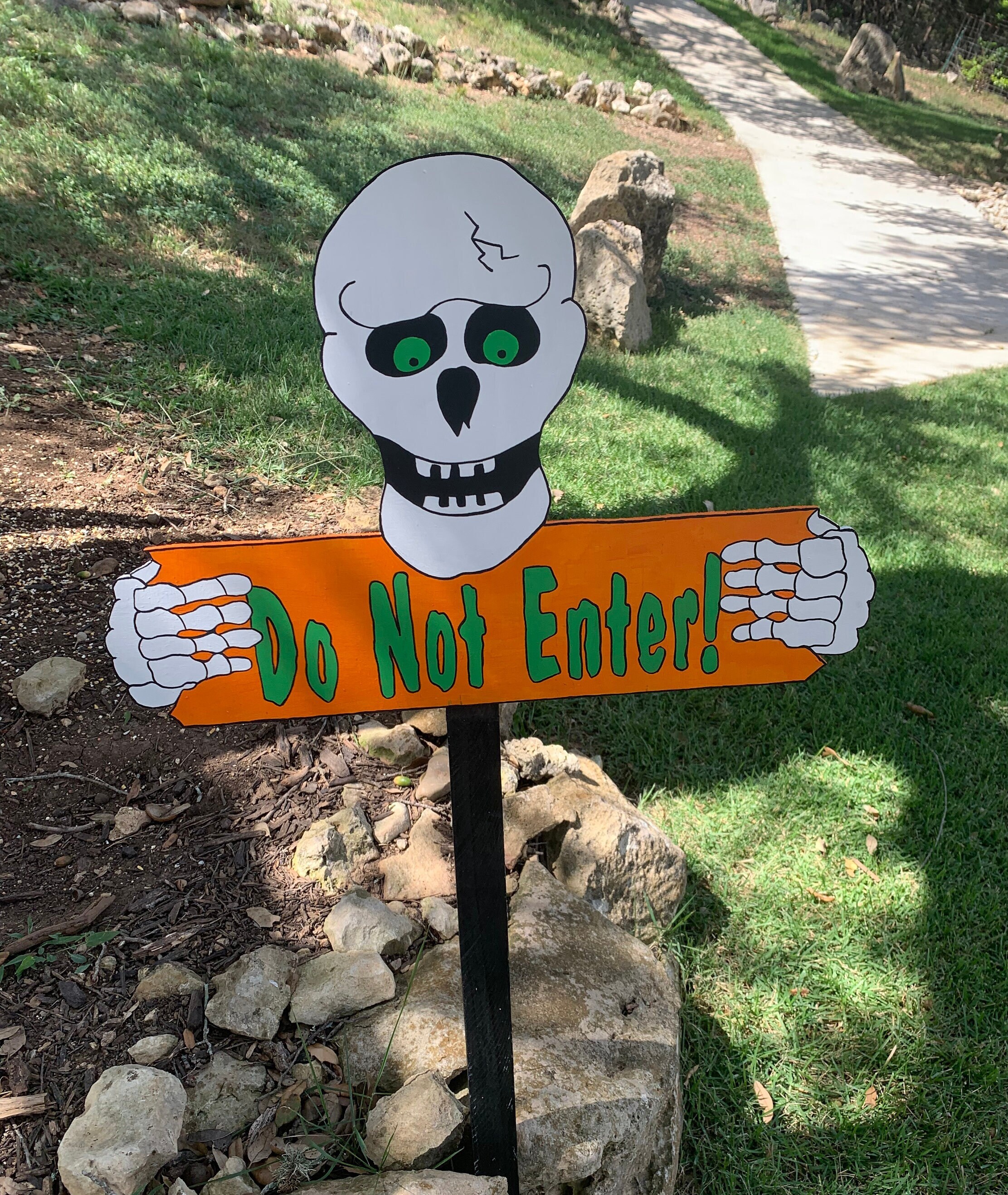 Halloween Skeleton Yard Decor: Spooky Outdoor Sign, Halloween ...