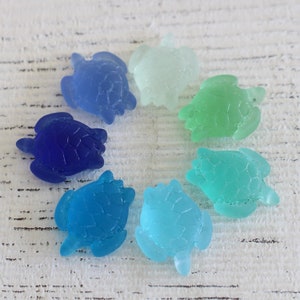 Sea Glass Turtle - Jewelry Making Supply - 23mm Sea Glass Turtle Pendant - Frosted Glass Bead - Beach Glass Beads - 4 turtles - Choose Color