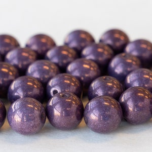 8mm Round Beads - Czech Glass Beads - 8mm Round Glass Druk Beads - Purple Luster - 20 beads