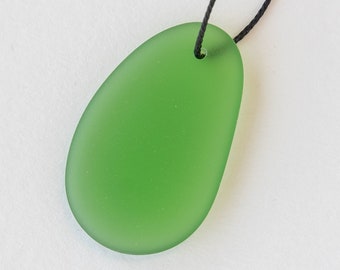Sea Glass Beads - Recycled Glass Beads Jewelry Making - Cultured Seaglass Pendant - 32x20mm - Green - 2 0r 10 beads