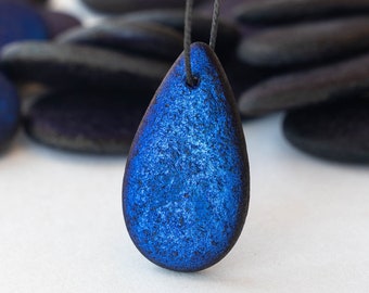 30x18mm Large Flat Teardrop Beads - Glass Briolette - Czech Glass Beads - Etched Blue Indigo - 10 Beads