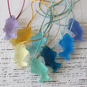 Sea Glass Fish Pendant Beads For Jewelry Making - Fish Charms - Frosted Glass Beads - Frosted Beads - 4 Fish