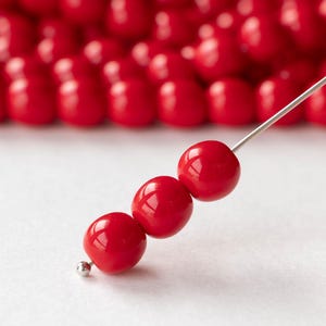 Cuentas de vidrio redondas opacas de 8 mm - Checas - Rojo opaco - 20 o 60