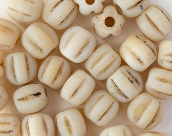 10 mm szklane koraliki melonowe Pompeje Java w kolorze kości słoniowej – cały sznur lub półsznur